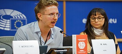 Panelists Monty Aal and Cecilia Rikap