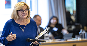 BDD25: Moderator Jacki Davis.