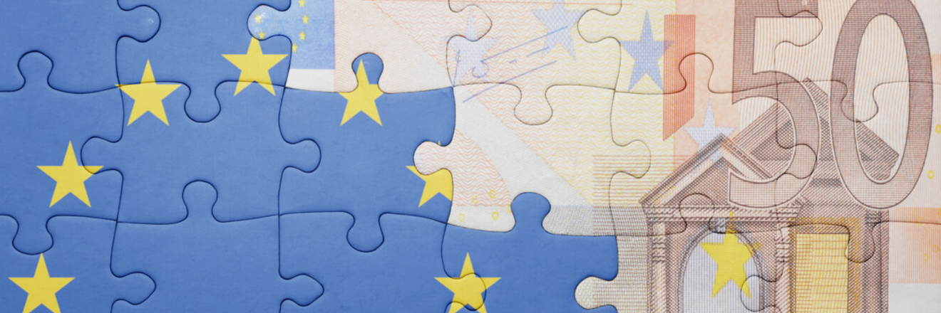 A puzzle depicting an EU flag and a 50 Euro note.