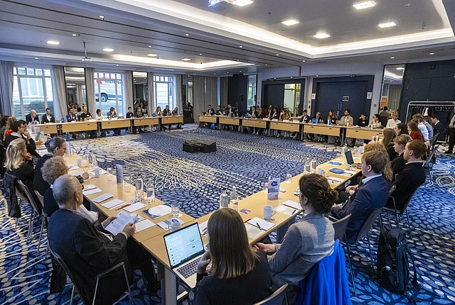 BDD25: A view of the room.