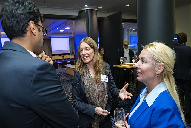 BDD25: People chatting after the conference.