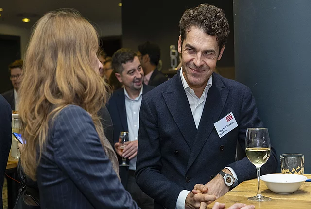 BDD25: People chatting after the conference.