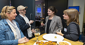 BDD25: People chatting after the conference.